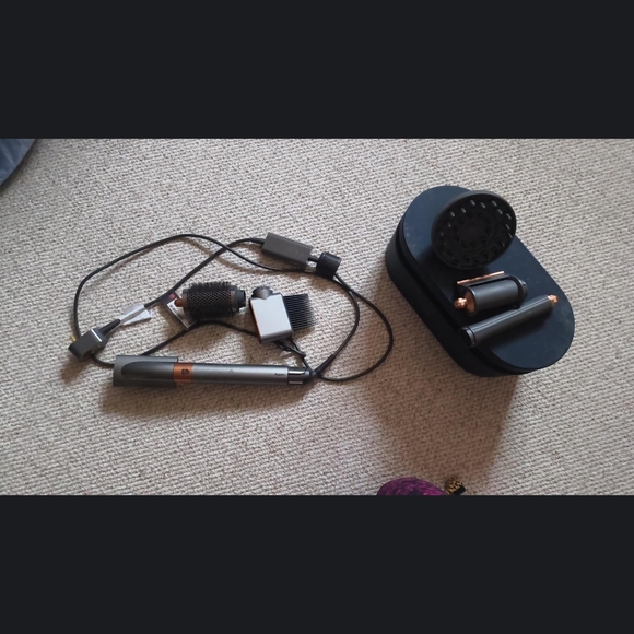 Dyson Hair Styling Set - Black and Copper